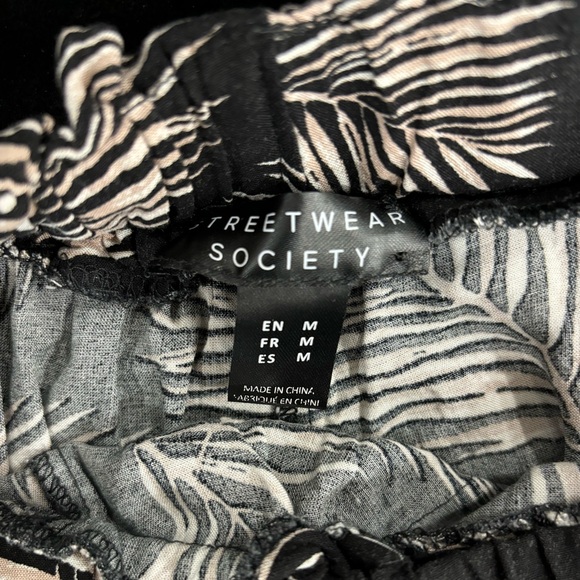 Streetwear Society Black Pants w/ Palm Leaves w/ Ties Size M - Picture 3 of 4